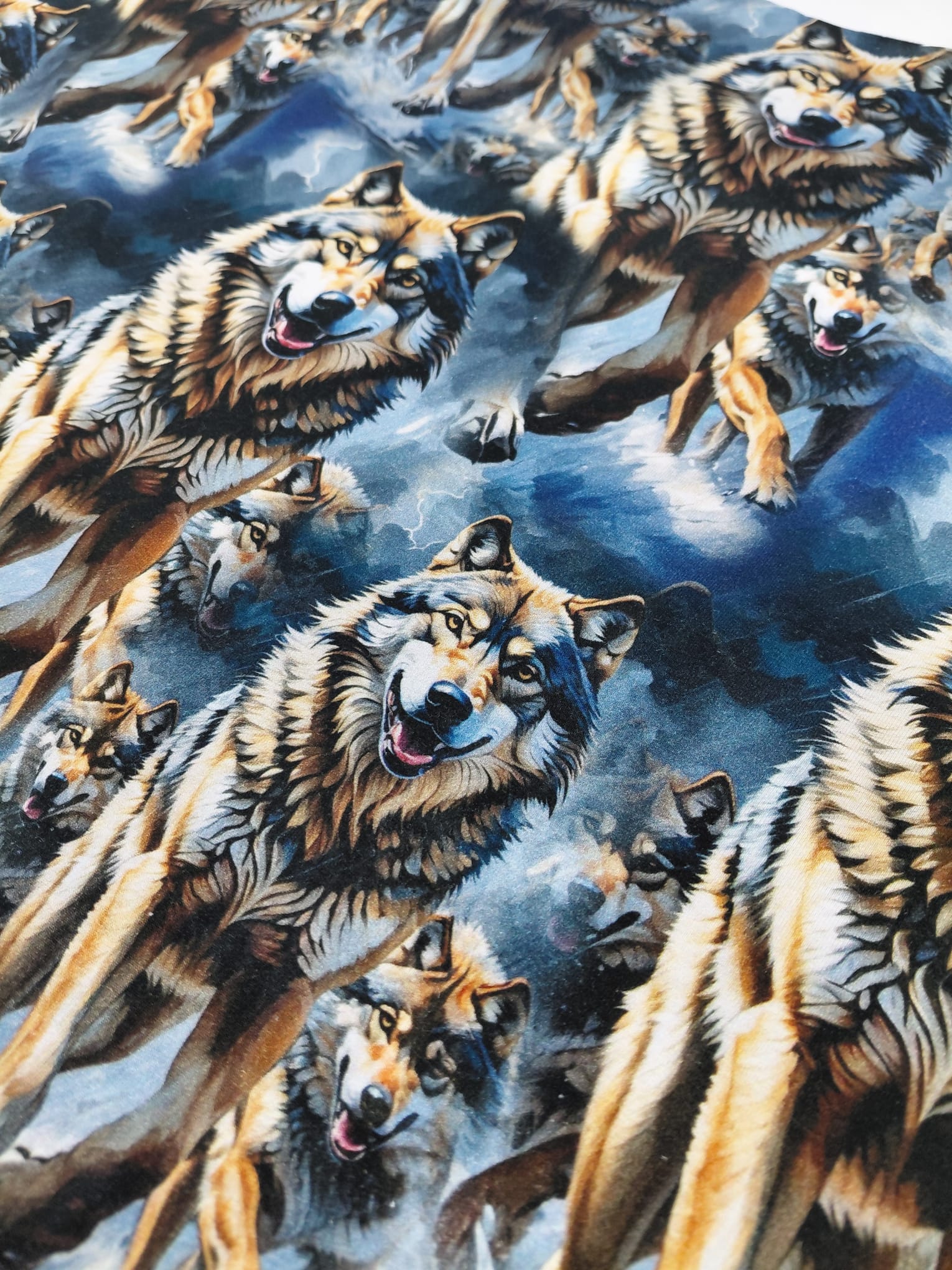 Vlci Teplákovina 240gr.