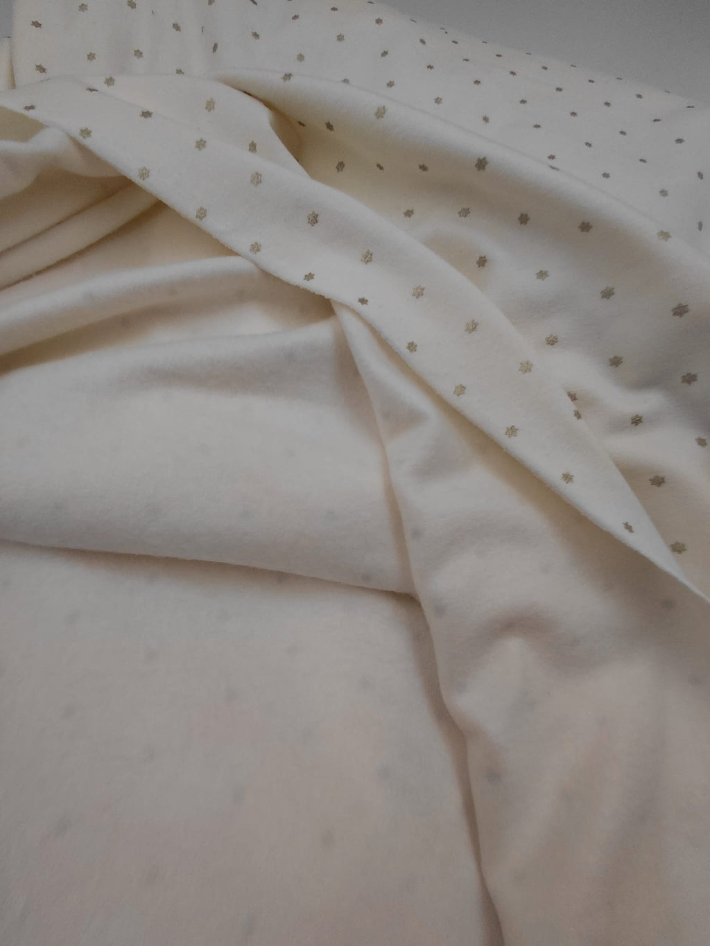 Zlatá hvězdička na smetanové Teplákovina Počesaná VISKOZA 240gr.❄️