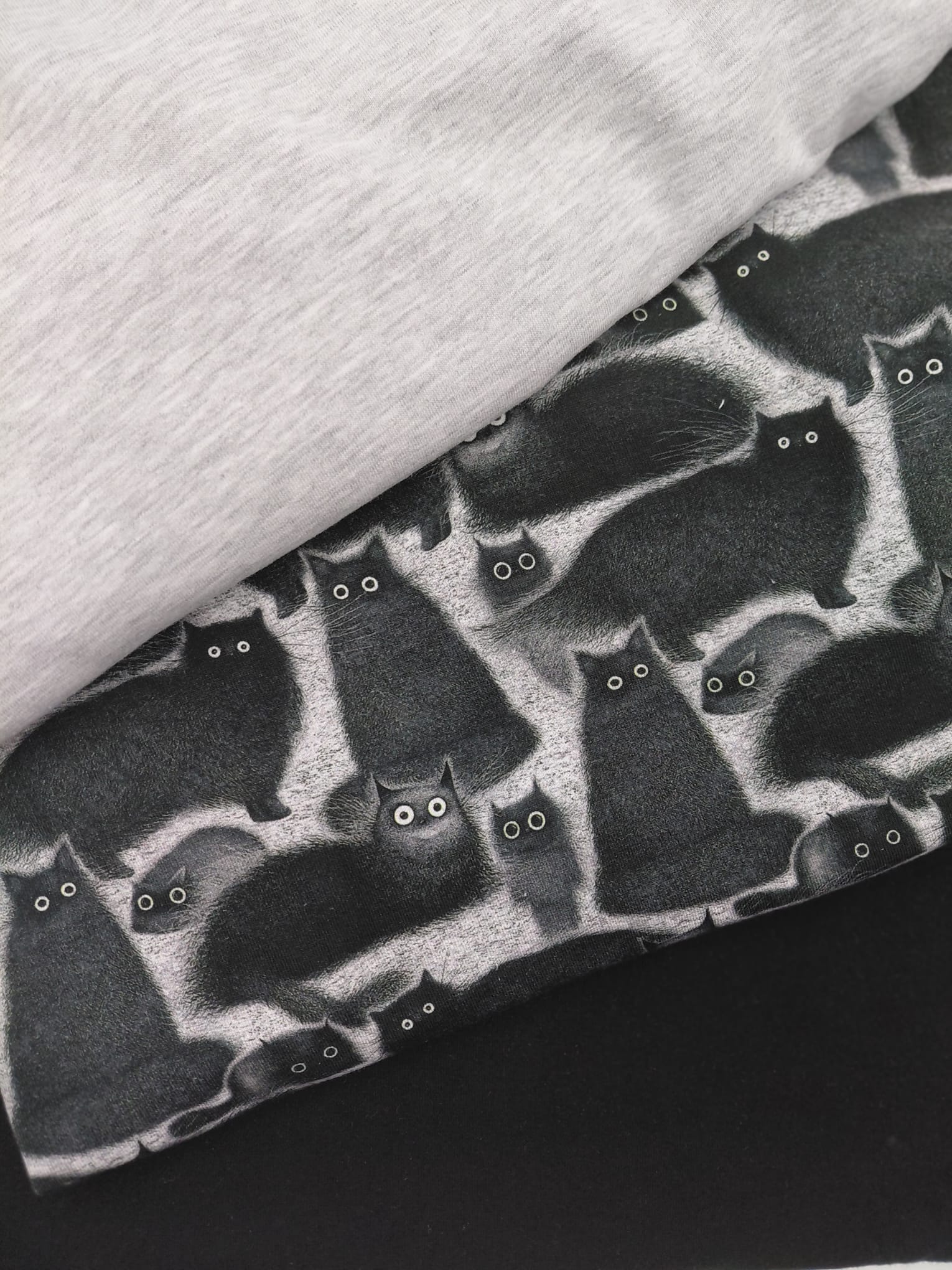 Černé kočky🐈 Tričkovina 190gr.