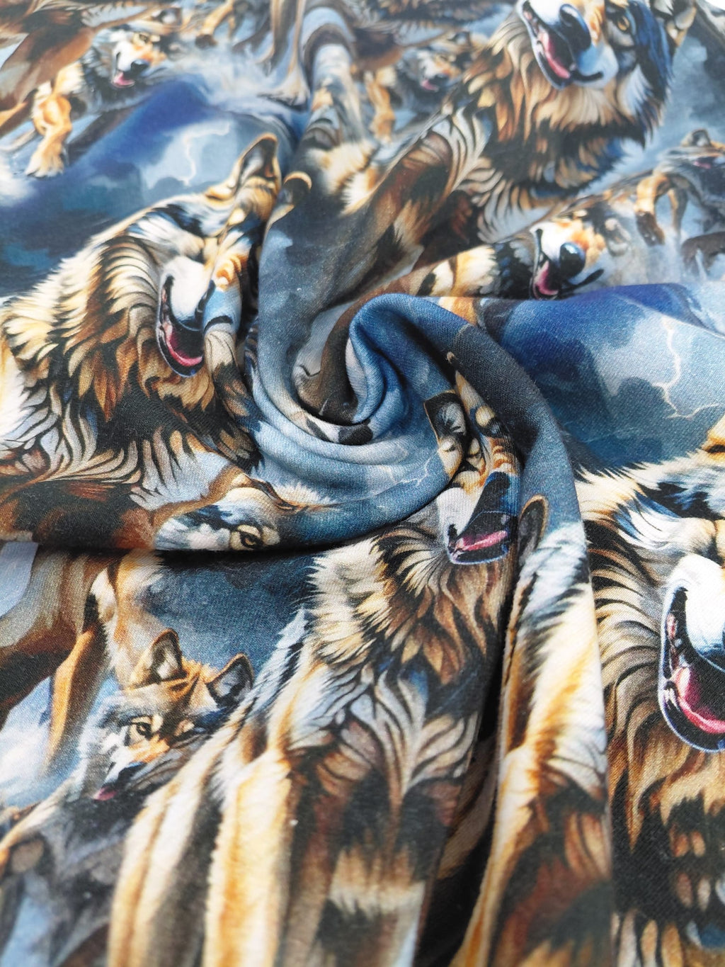 Vlci Teplákovina 240gr.