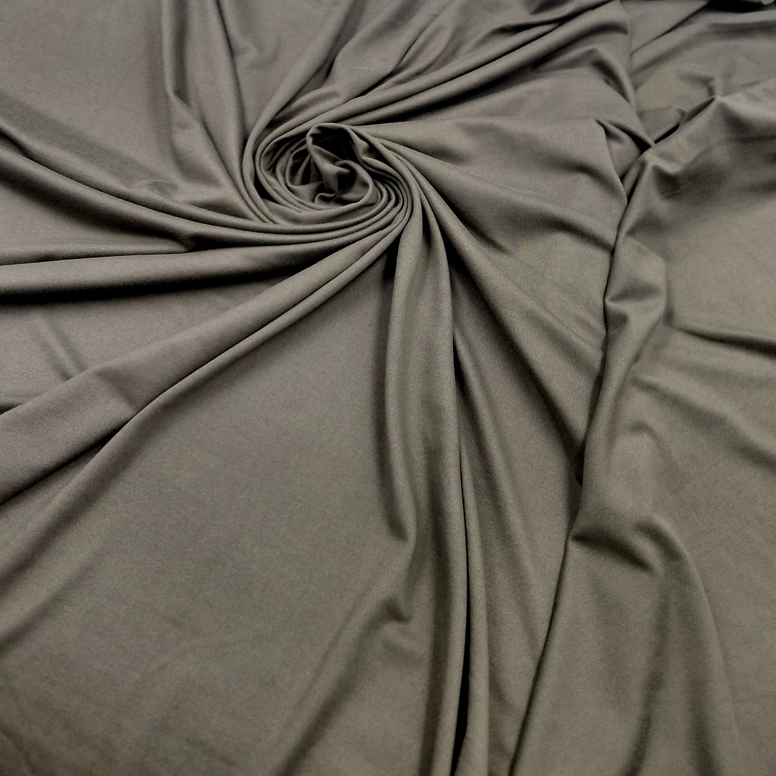 Mléčné uměle hedvábí/ Kimo 👗190gr.