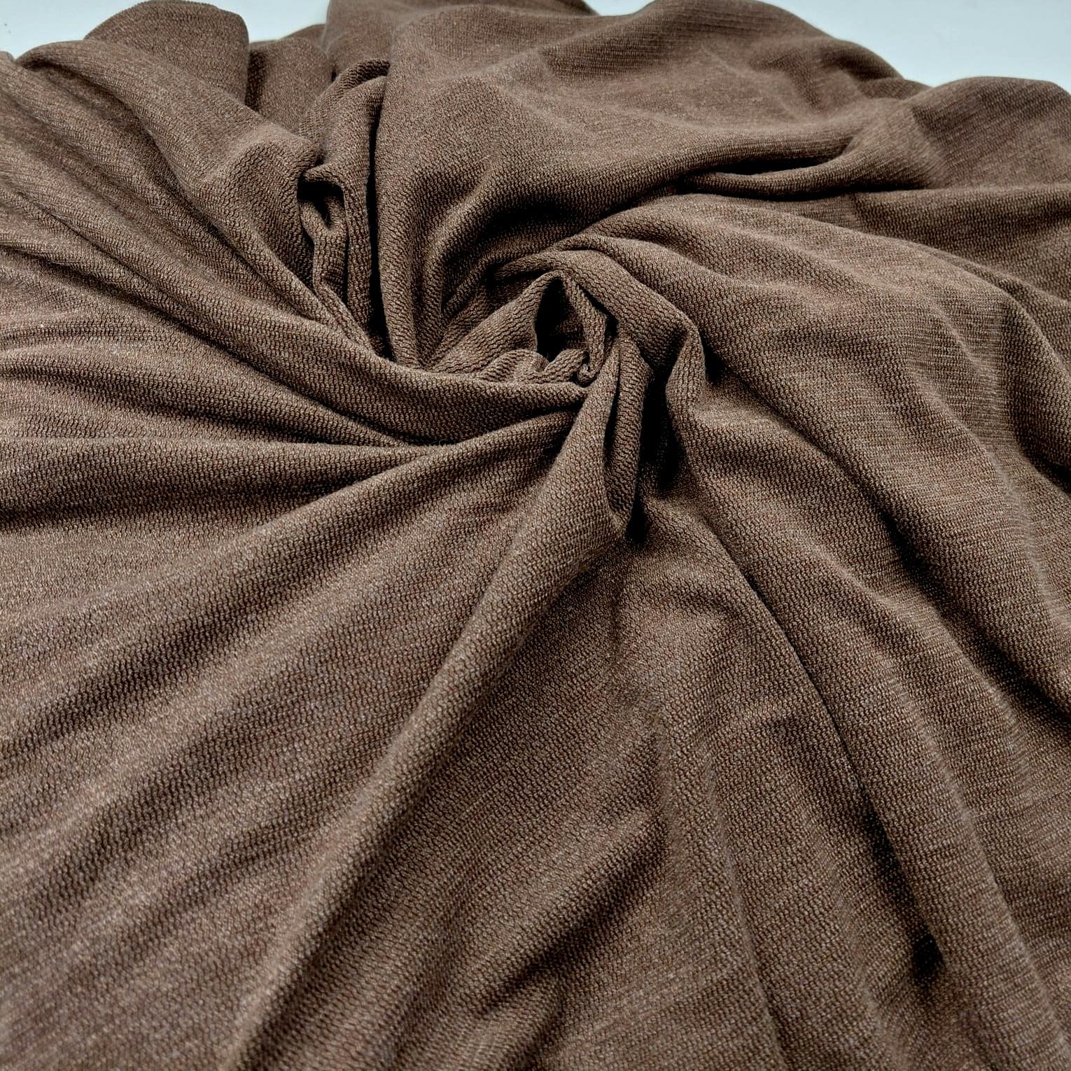 Svetrovina Vlnky 🌊 Béžová/Bordo/Hnědá 450gr.